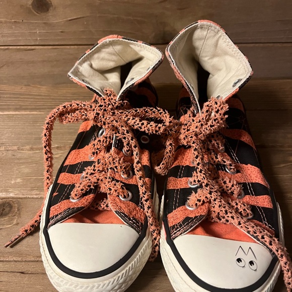 Converse x Dr Woo on the eye on the toe caps and under the clear outsole size 2 - Picture 1 of 9